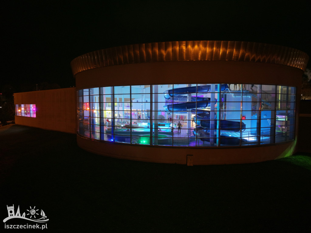 Tak wyglądało pierwsze Nocne Pływanie w Szczecinku