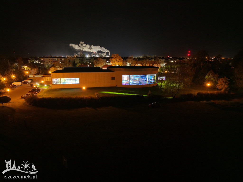 Tak wyglądało pierwsze Nocne Pływanie w Szczecinku