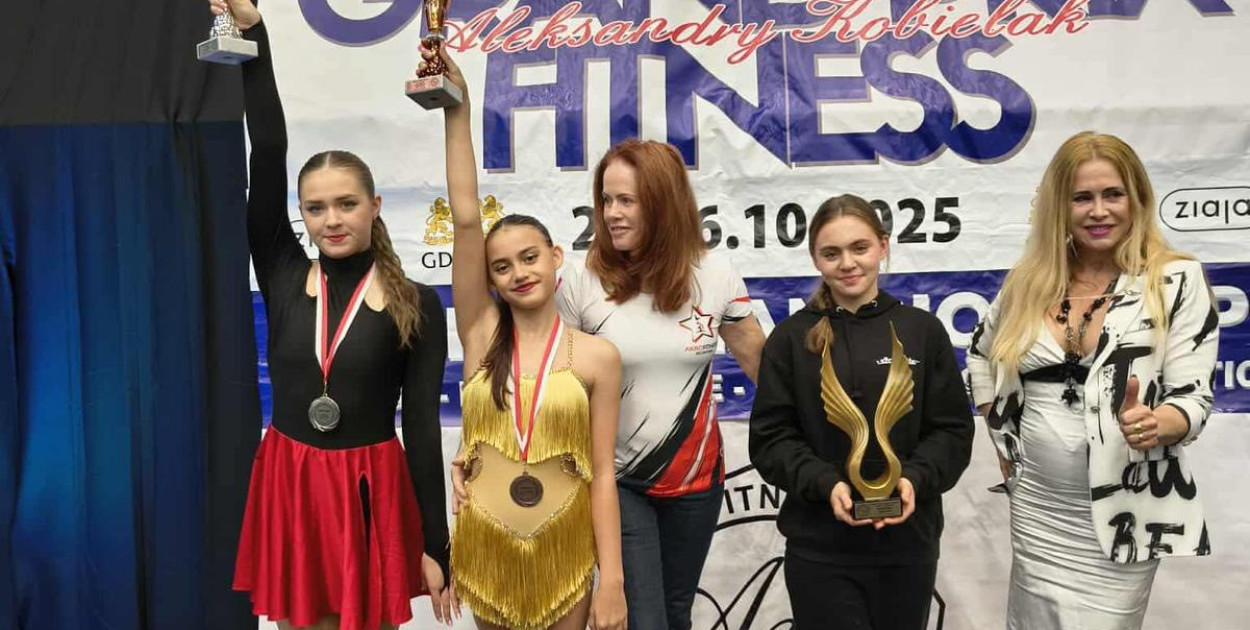 Wielki sukces UKS Akrofitness! Siedem medali w prestiżowych zawodach