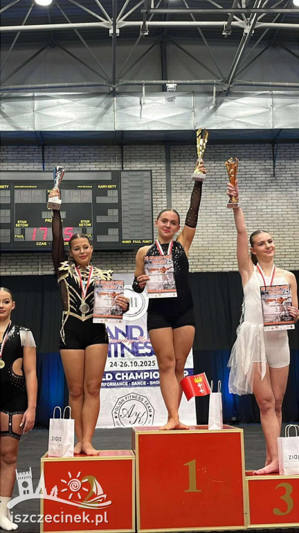 Wielki sukces UKS Akrofitness! Siedem medali w prestiżowych zawodach