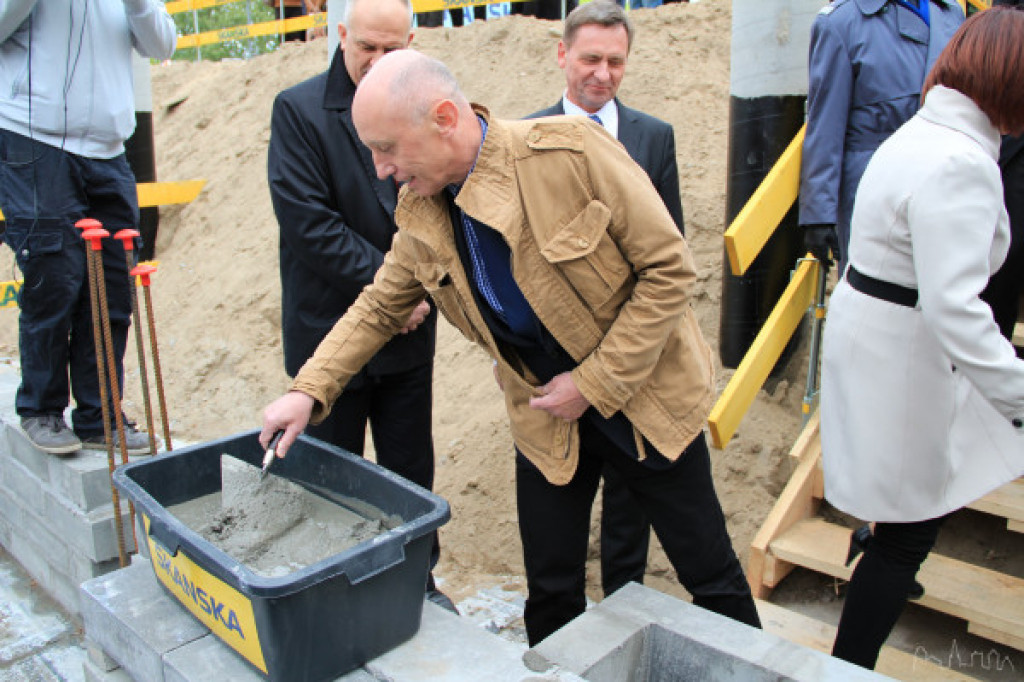 Wmurowanie kamienia węgielnego pod budowę Komendy Powiatowej Policji w Szczecinku