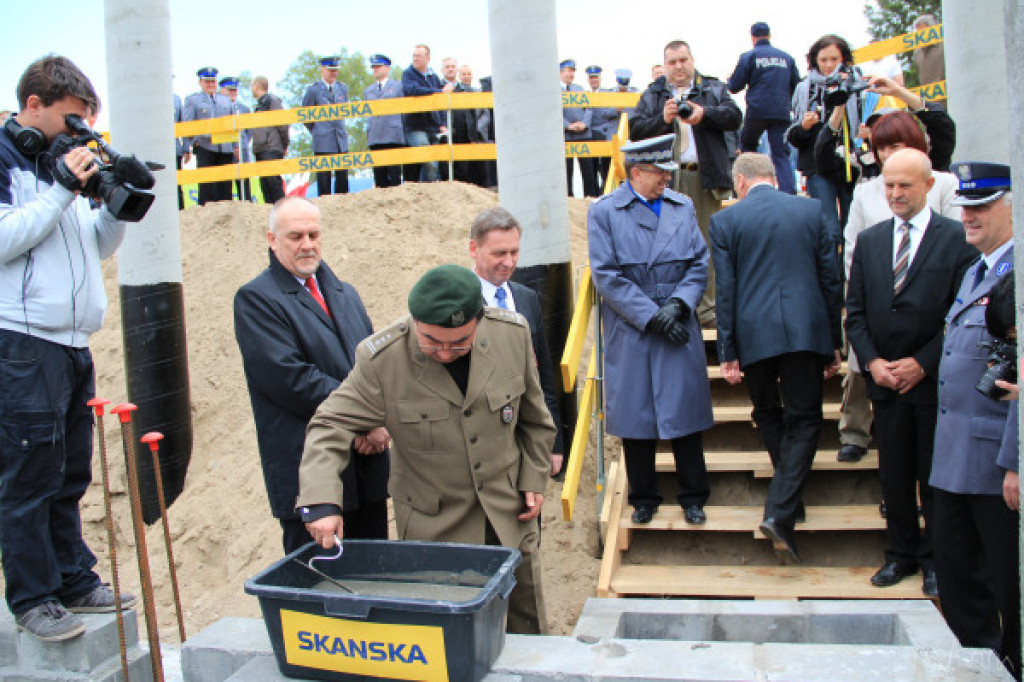 Wmurowanie kamienia węgielnego pod budowę Komendy Powiatowej Policji w Szczecinku