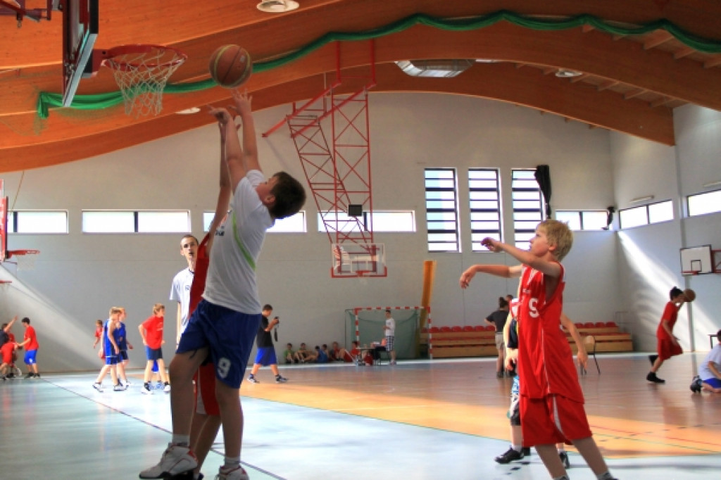 Młodzieżowy Turniej Koszykówki EMET Trio Basket Liga 2012