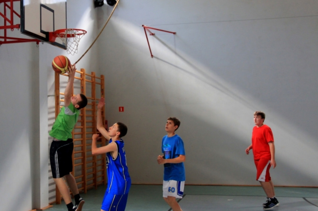 Młodzieżowy Turniej Koszykówki EMET Trio Basket Liga 2012