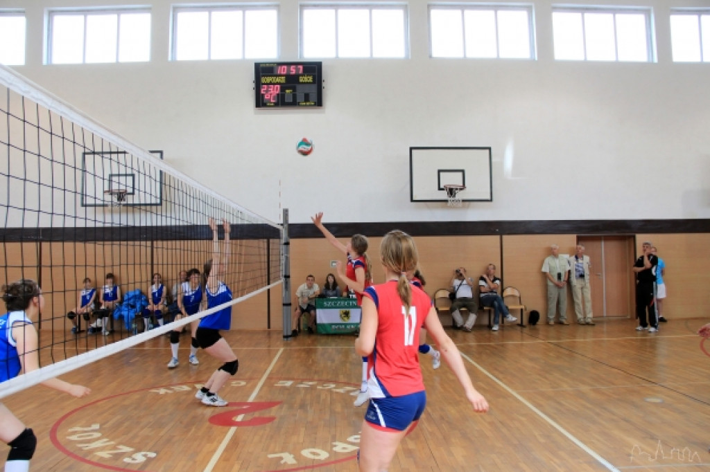 II Turniej Piłki Siatkowej Młodziczek