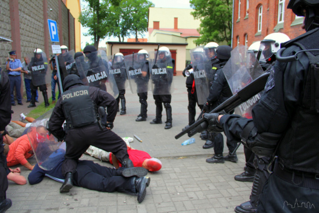 Ćwiczenia w Zakładzie Karnym w Szczecinku 29.05.2012
