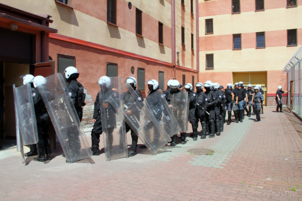 Ćwiczenia w Zakładzie Karnym w Szczecinku 29.05.2012