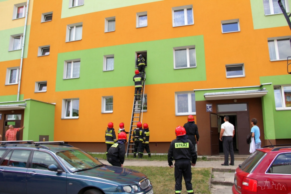 Akcja Straży Pożarnej przy ul. Wodociągowej (12.06.2012)