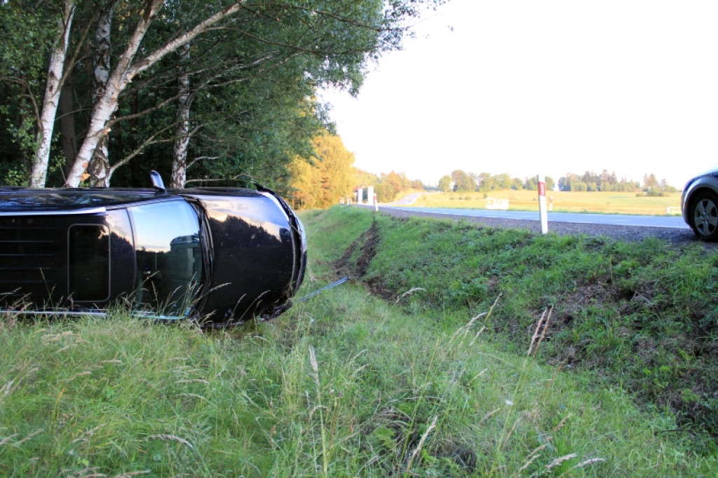 Dachowanie na 11 w kierunku Piły 28.06.2012