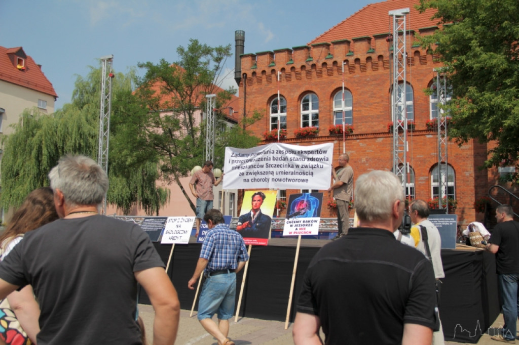 Manifestacja SIS TERRA 07.07.2012