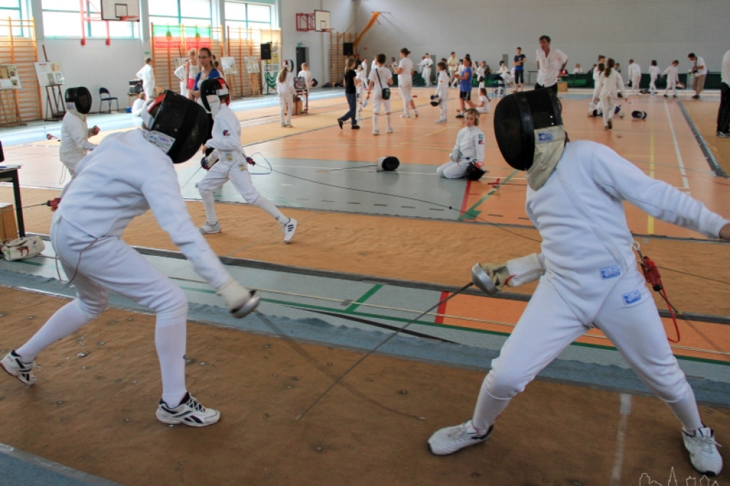 V Międzynarodowy Indywidualny Turniej Dziewcząt i Chłopców w Szabli i Szpadzie 07.07.2012
