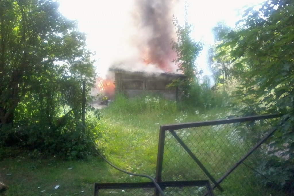 Pożar budynków ZGM 28-Lutego 10.08.2012