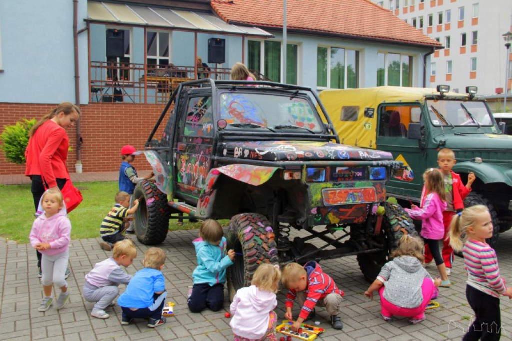 Rodzinne wakacje z SAPiKiem - Piknik Motoryzacyjny 13.07.2012