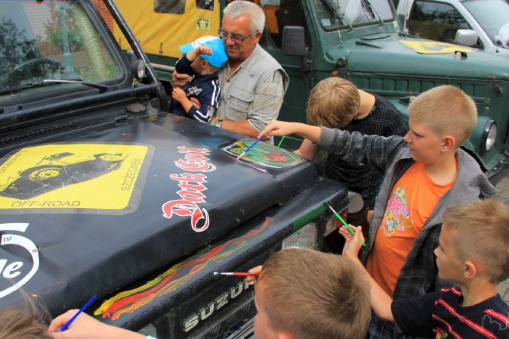 Rodzinne wakacje z SAPiKiem - Piknik Motoryzacyjny 13.07.2012