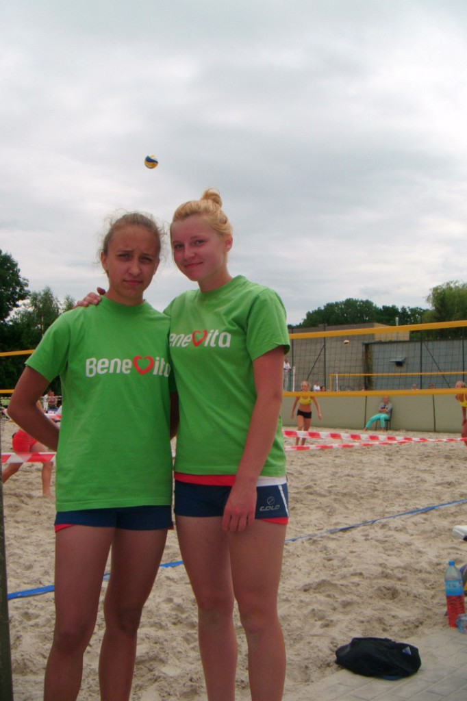 Drużyna MKS ?Volley? w Finale Mistrzostw Polski w Siatkówce Plażowej Młodziczek