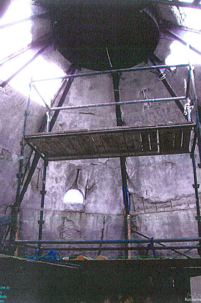 Wieża ciśnień w Szczecinku przed remontem 24.07.2012