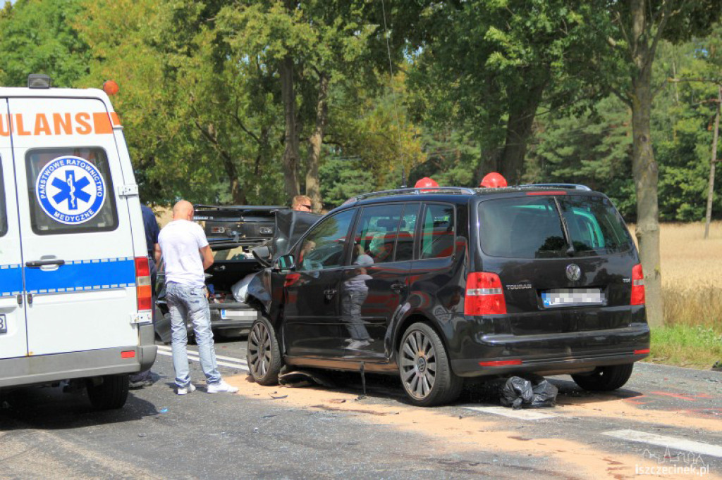 Groźny wypadek na DK 11 na wysokości Dalęcina 24.07.2012