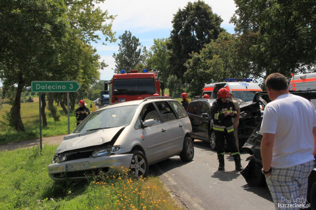 Groźny wypadek na DK 11 na wysokości Dalęcina 24.07.2012