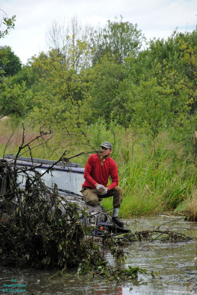 4x4 Szczecinek na VI Wałeckim Zlocie Samochodów Terenowych 21-22.07.2012