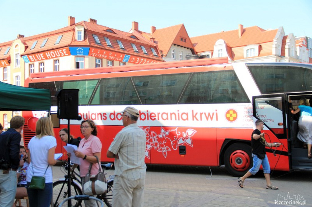 Szczecinek oddaje krew dla Kamili 26.07.2012