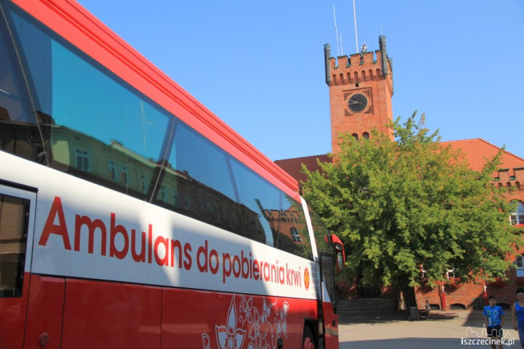 Szczecinek oddaje krew dla Kamili 26.07.2012