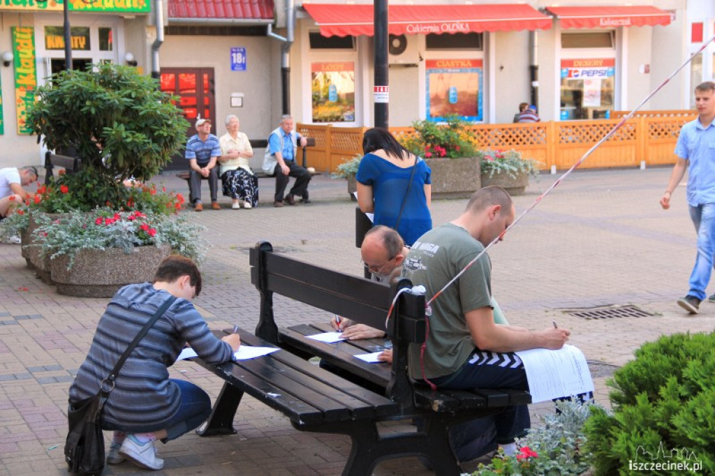 Szczecinek oddaje krew dla Kamili 26.07.2012