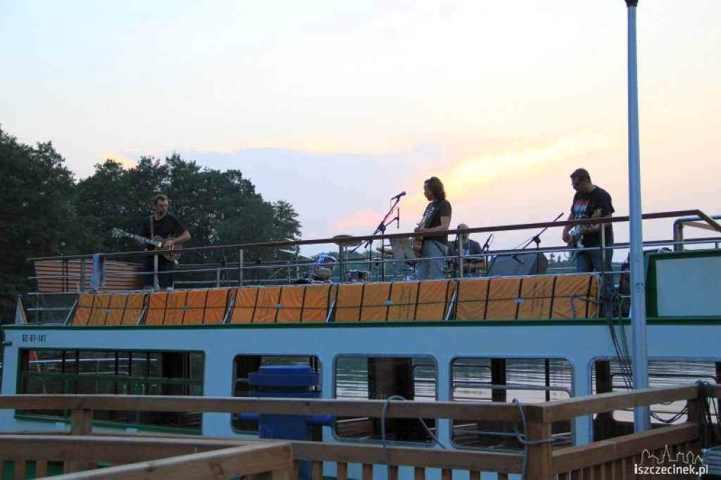 Nalepa Band przy wieży Bismarcka w Szczecinku 27.07.2012