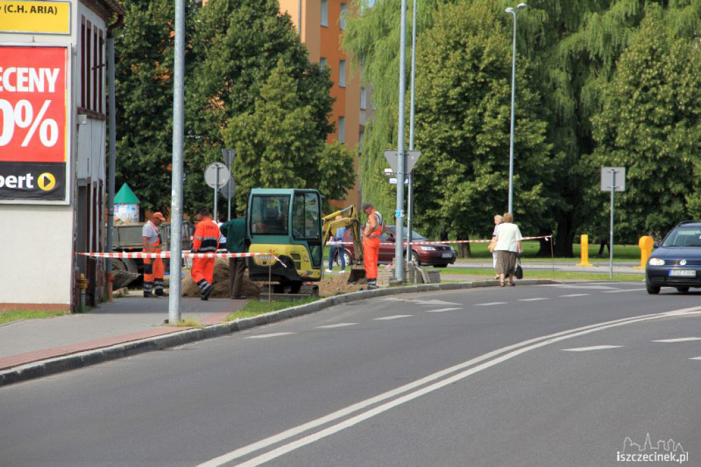 Wymiana instalacji wodnej przy ul. Lipowej 31.07.2012