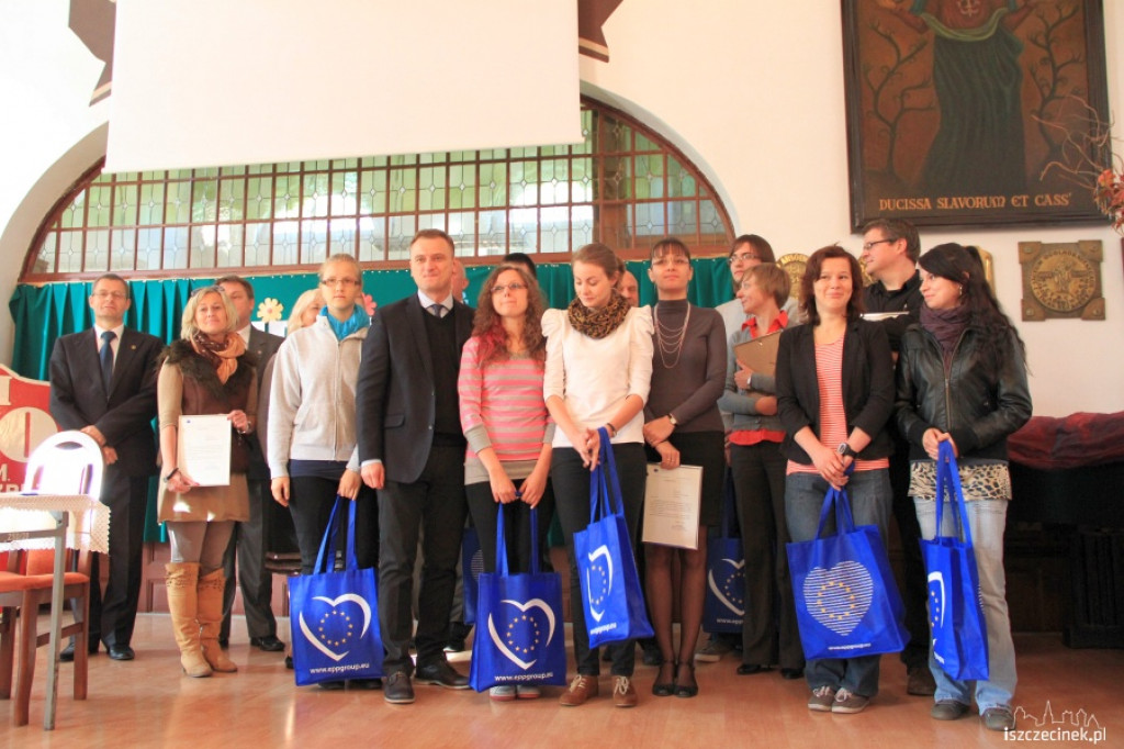 Europoseł Sławomir Nitras na spotkaniu z młodzieżą w Szczecinku 24.09.2012