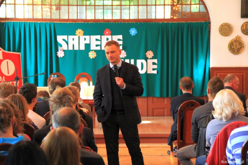 Europoseł Sławomir Nitras na spotkaniu z młodzieżą w Szczecinku 24.09.2012