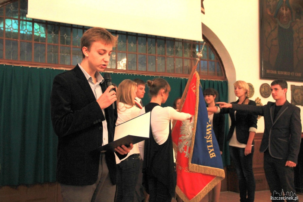 Ślubowanie w I LO 27.09.2012