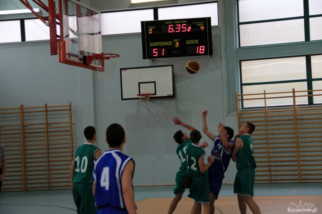 UKS Emet Basket - Herkules Białogard 27.10.2012