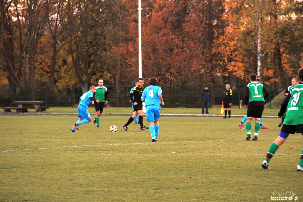 Błękitni Szczecinek ? Mirstal Mirosławiec 28.10.2012