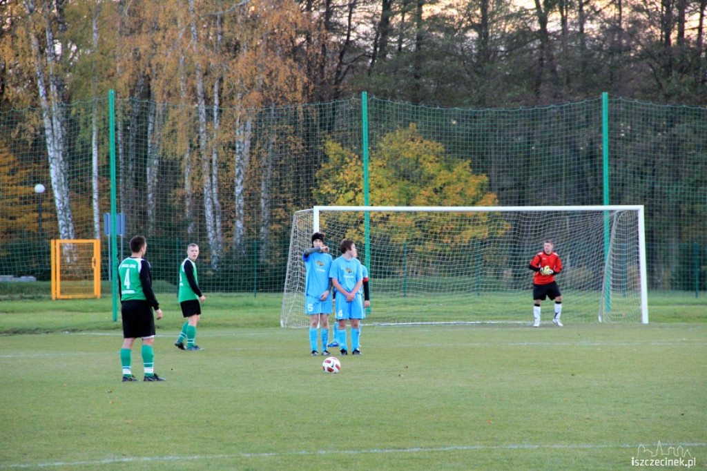 Błękitni Szczecinek ? Mirstal Mirosławiec 28.10.2012
