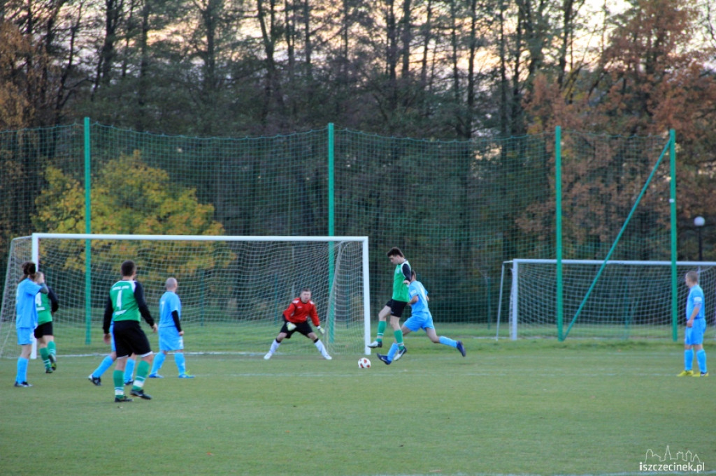 Błękitni Szczecinek ? Mirstal Mirosławiec 28.10.2012