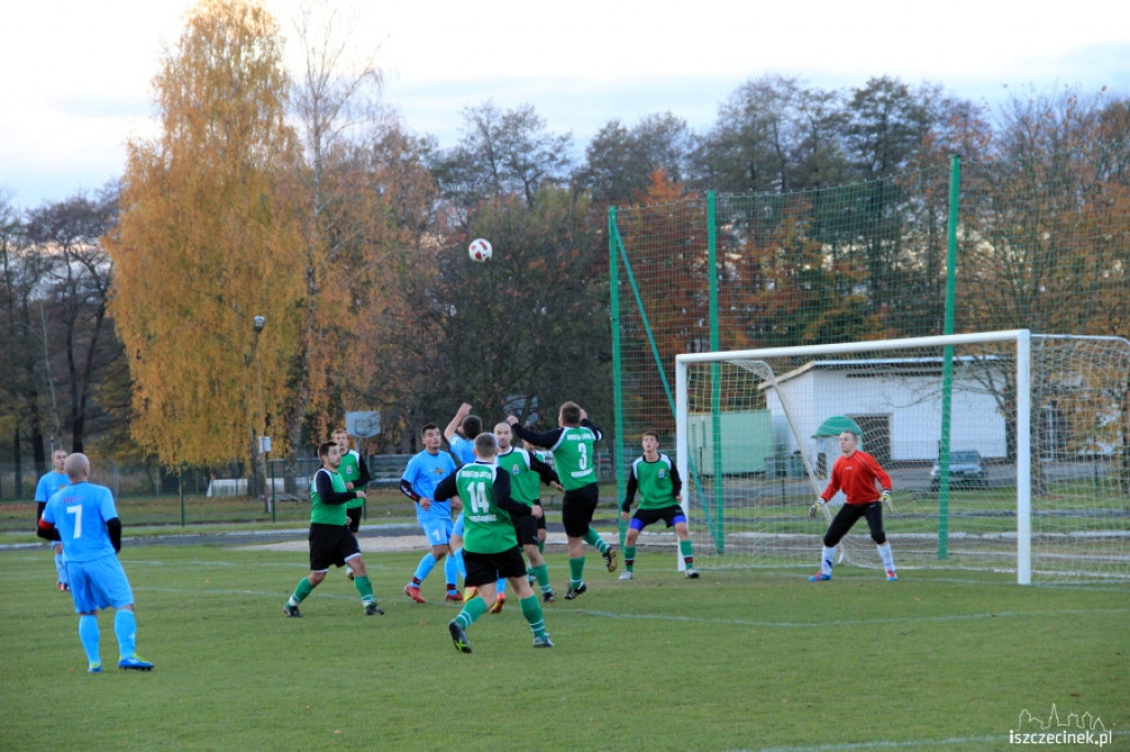 Błękitni Szczecinek ? Mirstal Mirosławiec 28.10.2012