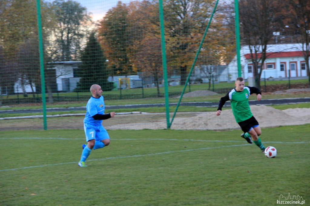 Błękitni Szczecinek ? Mirstal Mirosławiec 28.10.2012