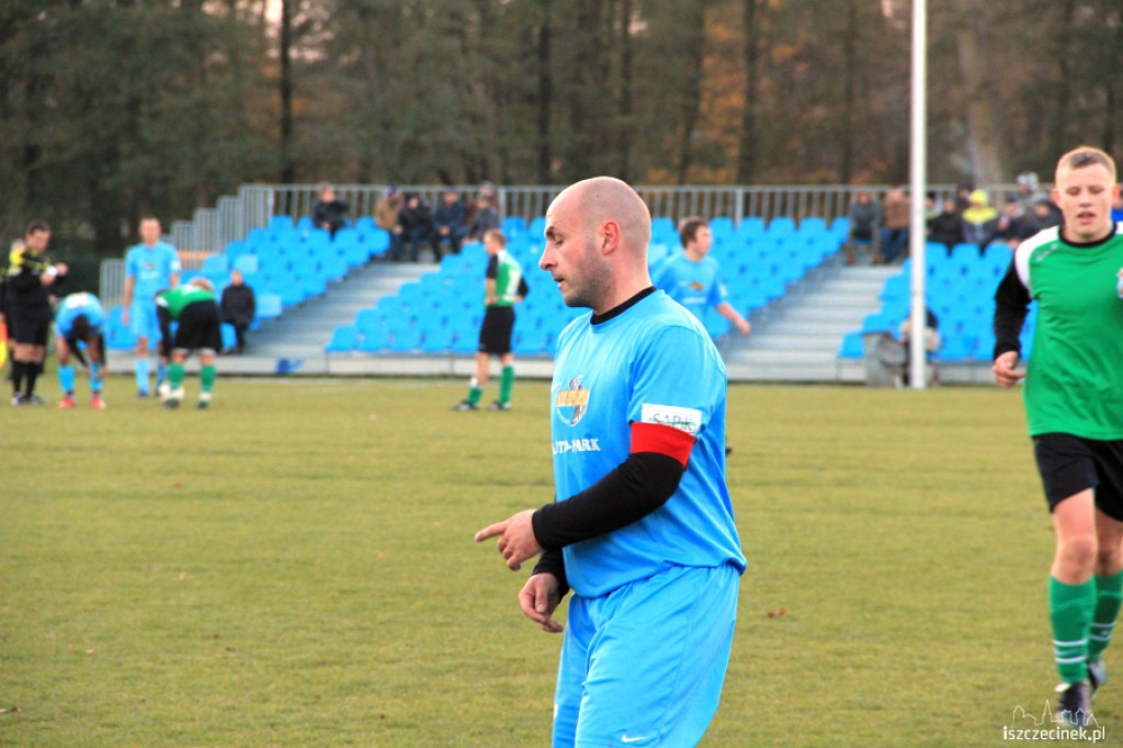 Błękitni Szczecinek ? Mirstal Mirosławiec 28.10.2012