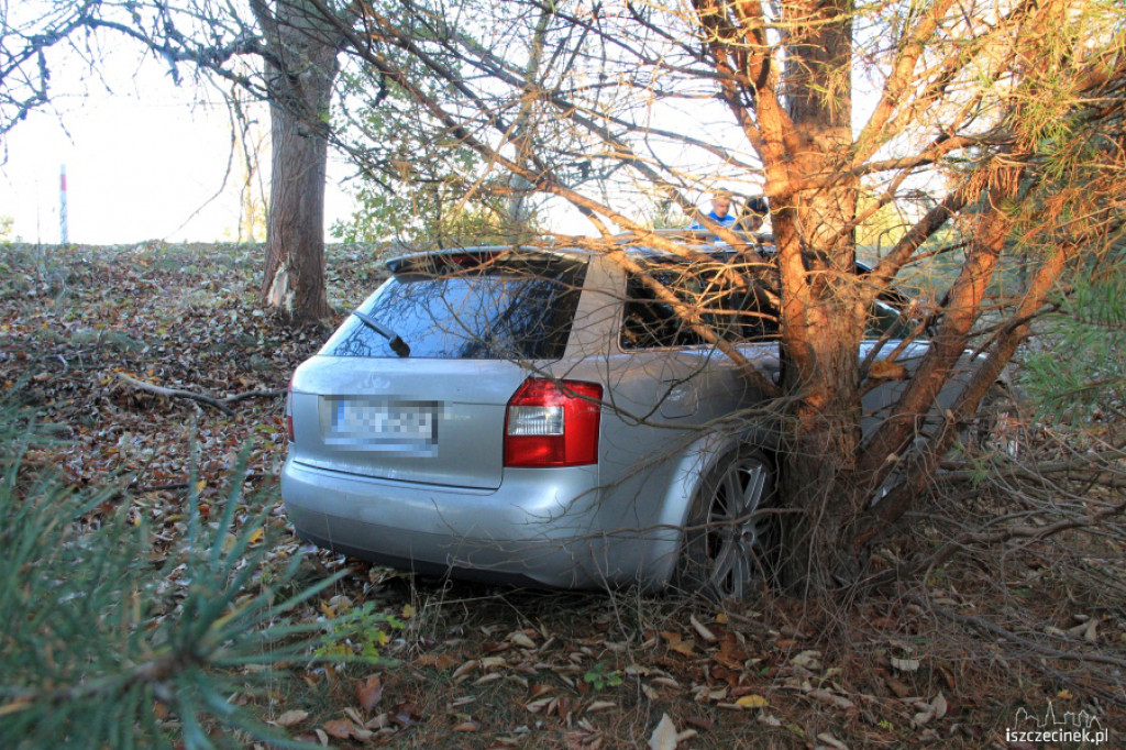 Dachowanie Audi koło Radacza 29.10.2012