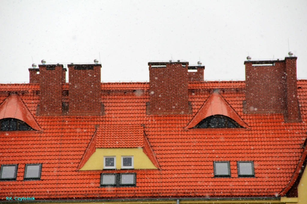 Pierwszy śnieg w Szczecinku w sezonie 2012/2013 fot. Czytelnicy