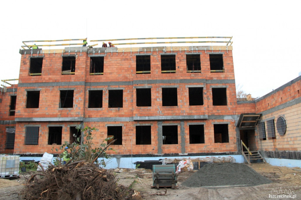 Budowa KPP w Szczecinku, SKANSKA dla dzieci 31.10.2012