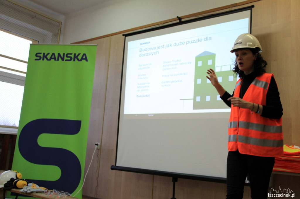 Budowa KPP w Szczecinku, SKANSKA dla dzieci 31.10.2012