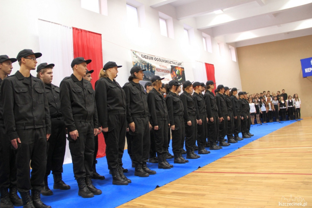 Ślubowanie w ZS nr 6 08.11.2012