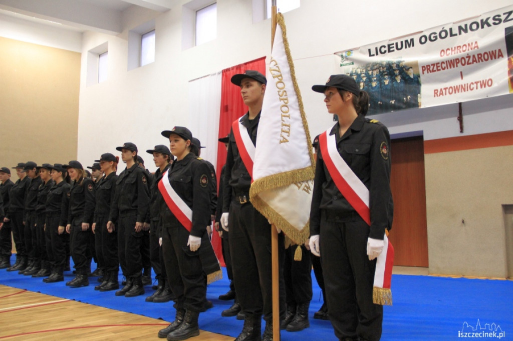 Ślubowanie w ZS nr 6 08.11.2012