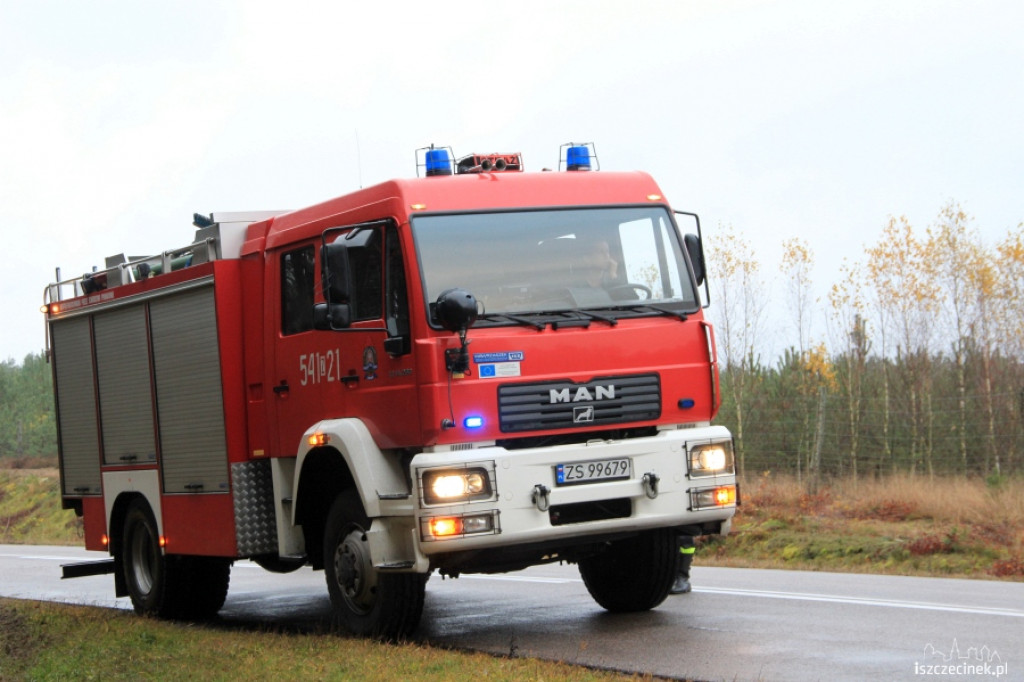 Audi w rowie przed Łubowem 09.11.2012