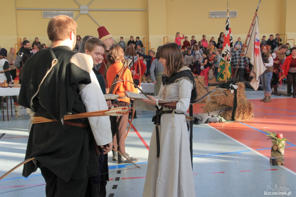 Turniej Łuczników Tradycyjnych z okazji Święta Niepodległości 10.11.2012