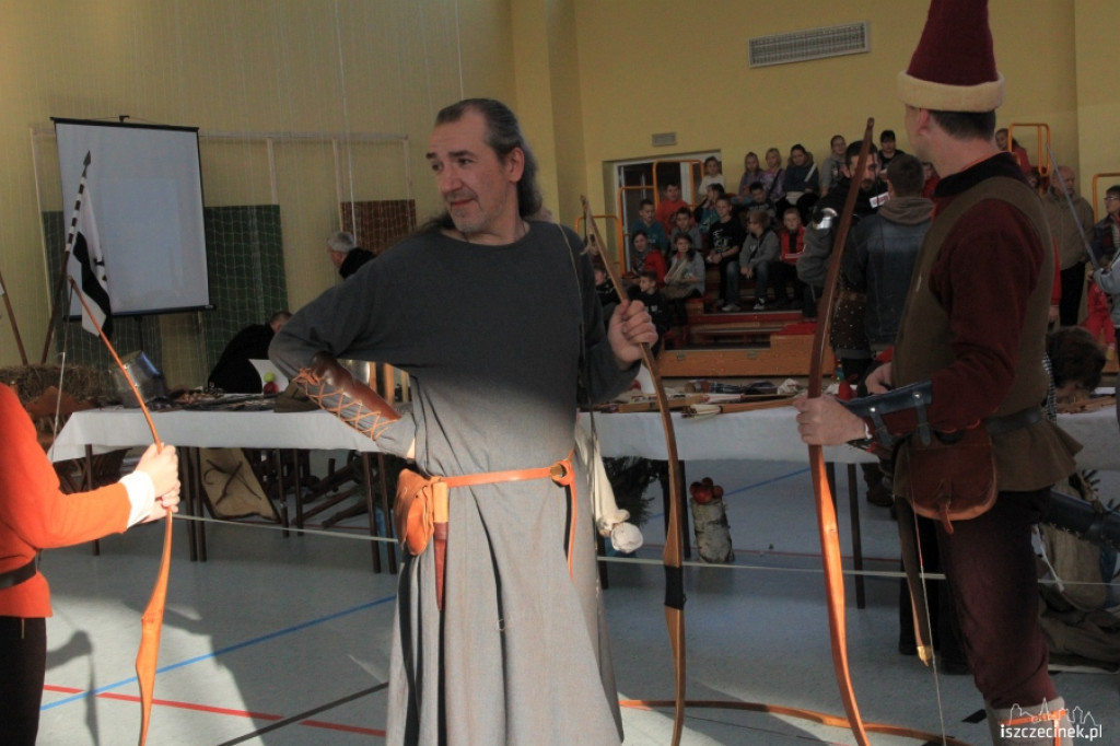 Turniej Łuczników Tradycyjnych z okazji Święta Niepodległości 10.11.2012