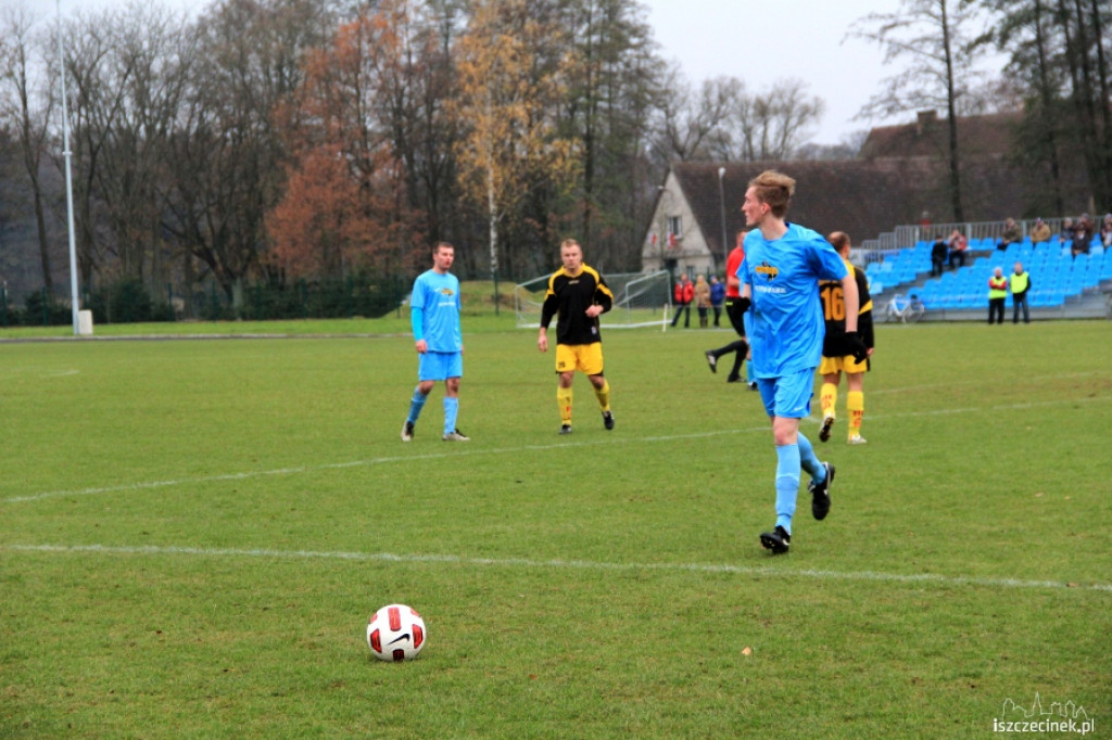Błękitni Szczecinek - Błonie Barwice 11.11.2012