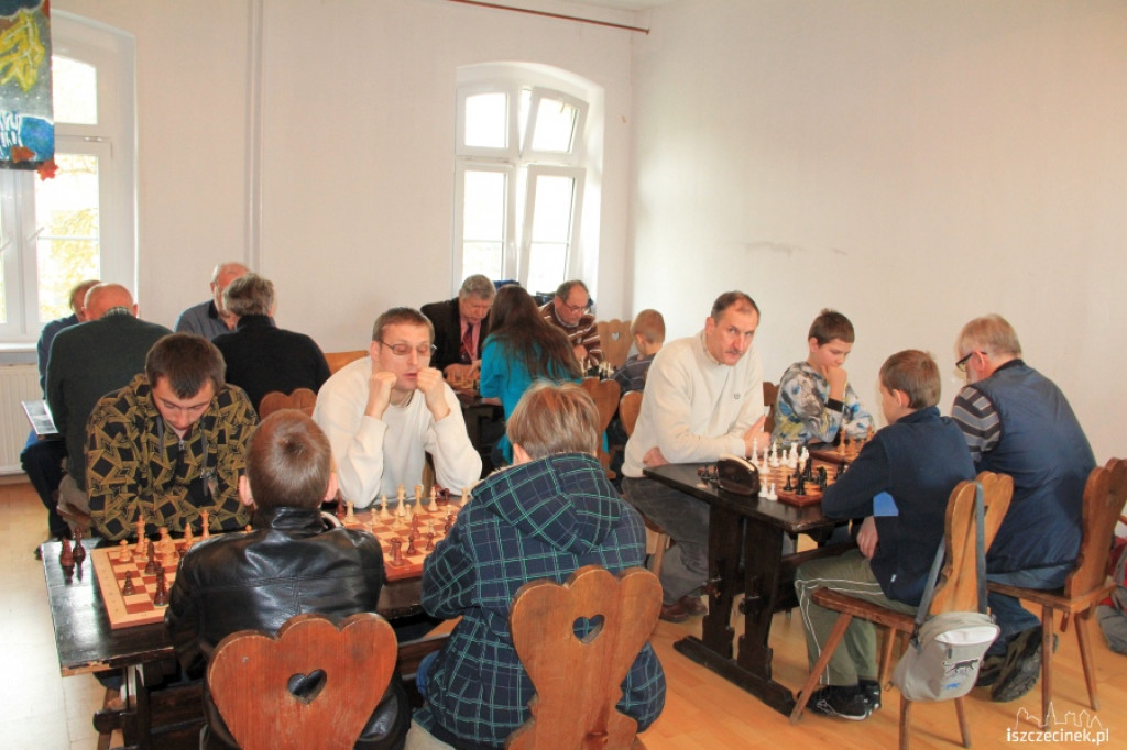 Turniej Szachowy z okazji Święta Niepodległości 11.11.2012