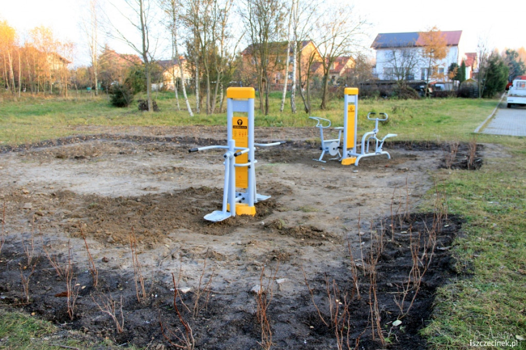 Dwie nowe siłownie zewnętrzne w Szczecinku 14.11.2012